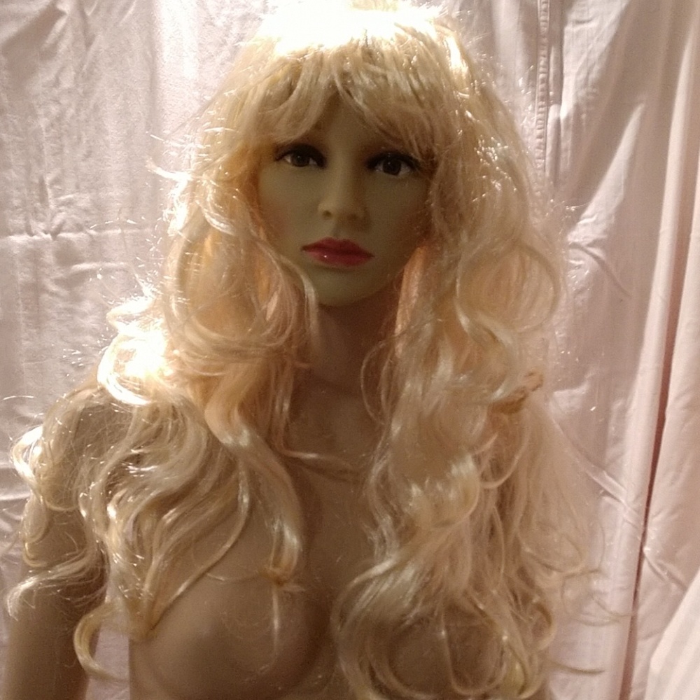 Brand new wig
